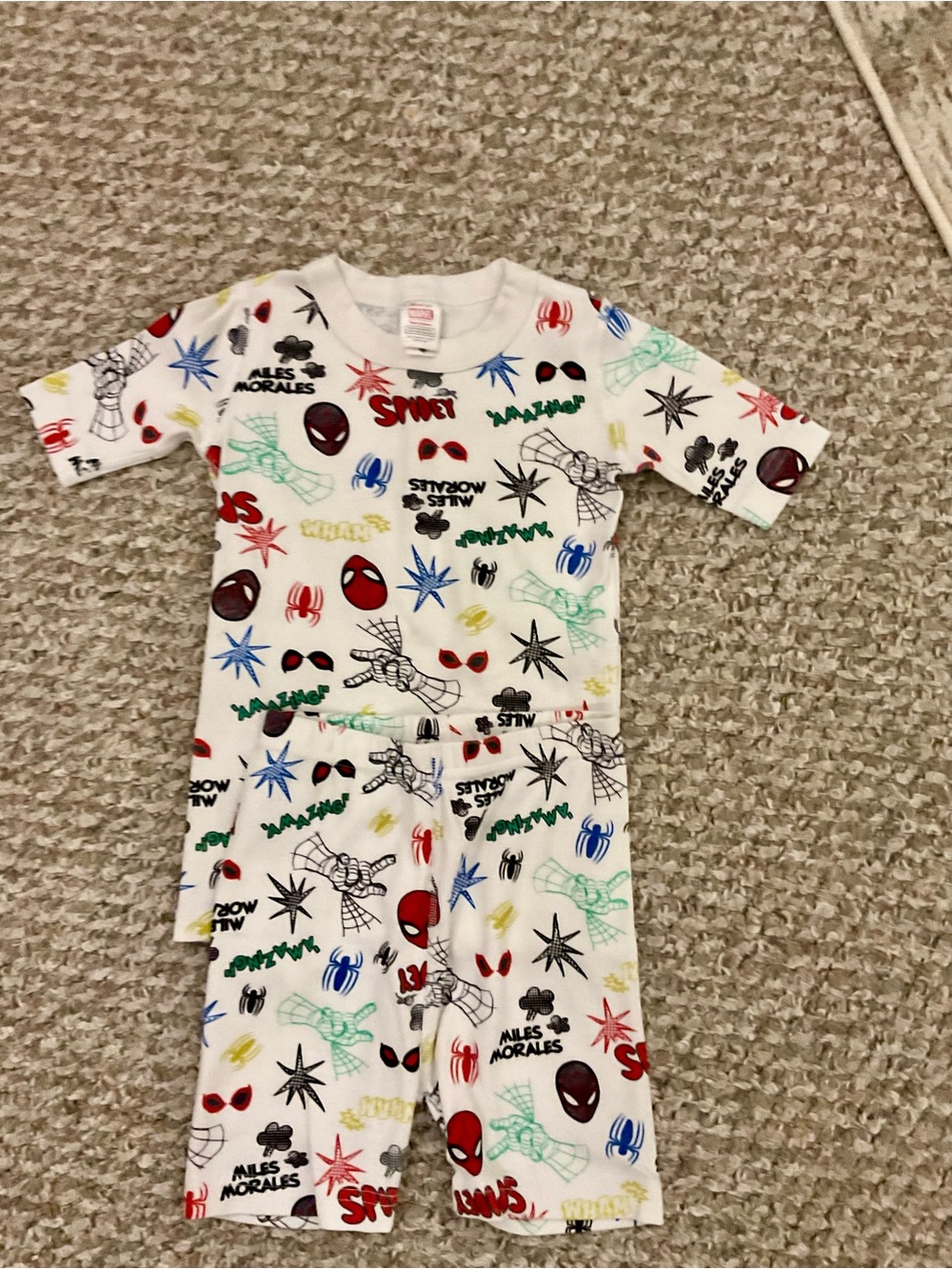 Hanna Andersson White Kids Pajama Set with Multicolor Spider-Man Prints